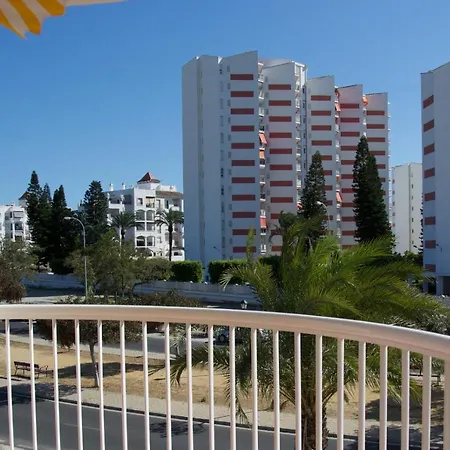 Global M Apartment
